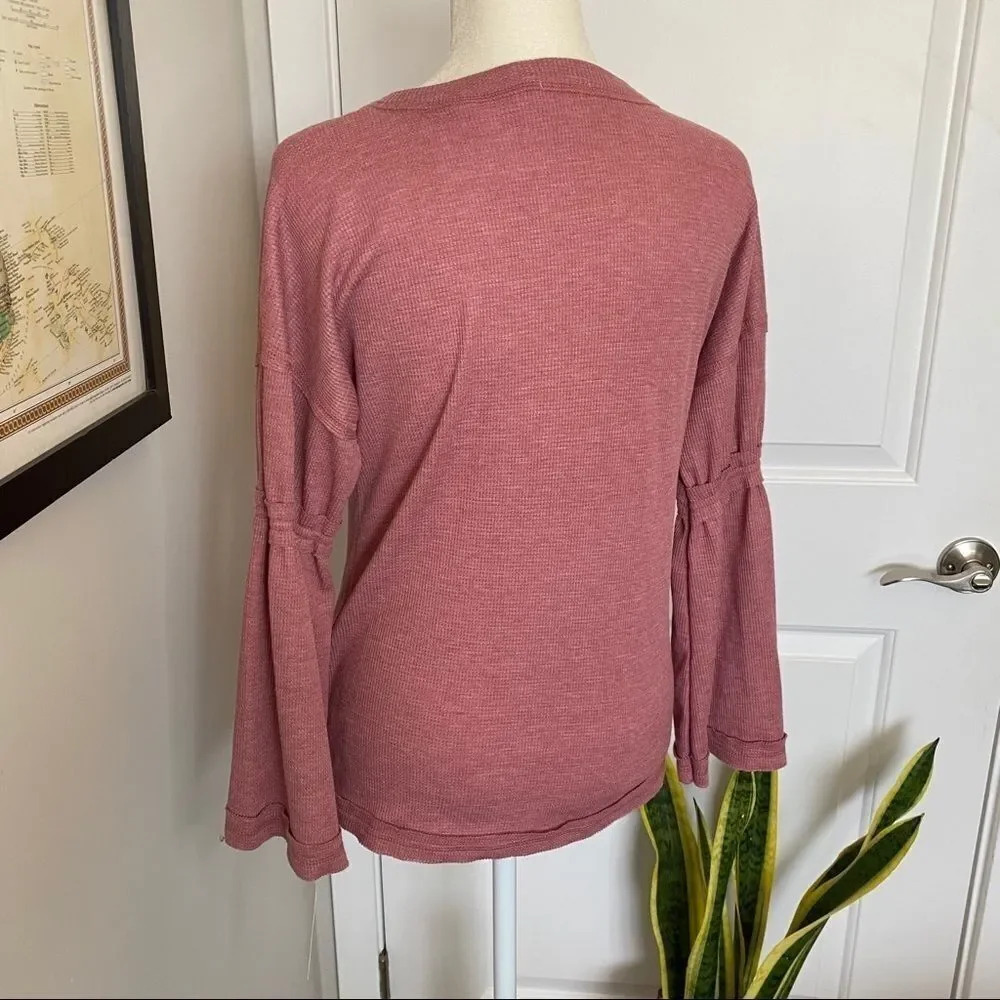 NWT Baea Flare Sleeve Thermal Top - Picture 13 of 13